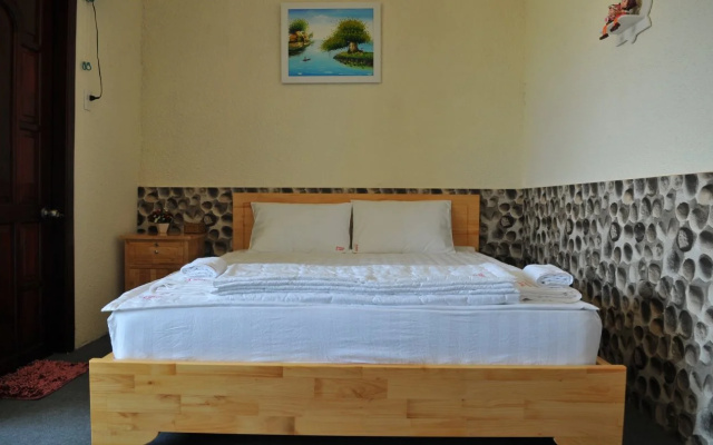 Dragon Hostel