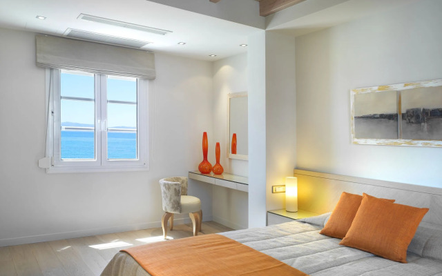 Nissaki Beach Hotel