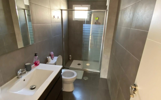 New Bright Apartament with WI-FI in Alicante