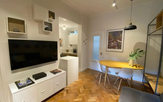 Elegância à Beira Mar: Apto 1qto C/ Smart Tv