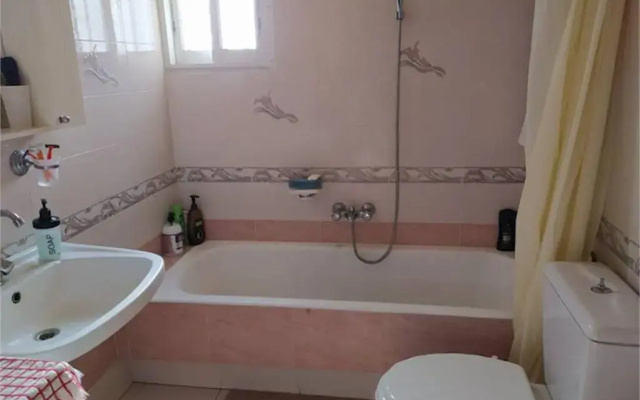 Vens apartment 90m2 at Eantio bay.