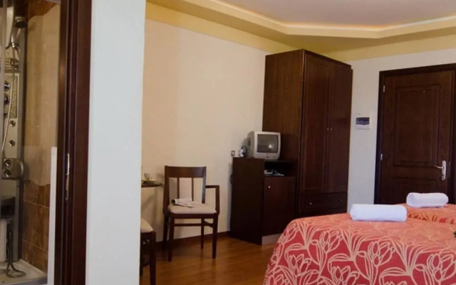Kerasia Chalet