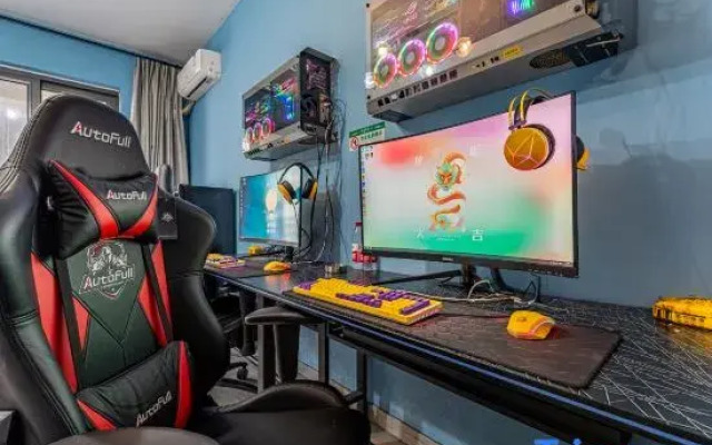Qingxi Heju E-Sports B&B