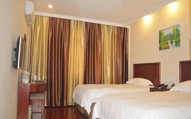 GreenTree Inn Beijing North Dayangfang Bridge Express Hotel