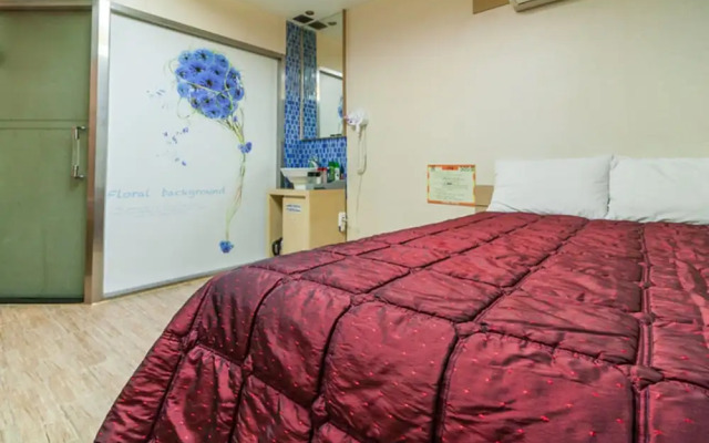 Mong Motel