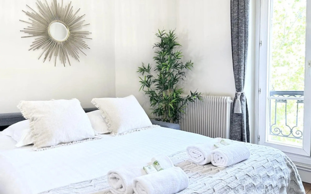 Arc de Triomphe - Spacieux appartement - B 1626