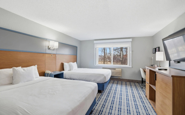 AmericInn by Wyndham White Bear Lake St. Paul