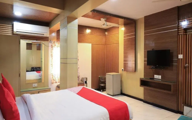 Hotel Rahul by OYO Rooms