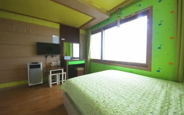 Jeju Syagaluibada Pension