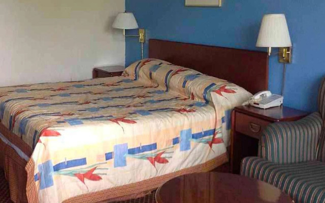 Super Inn & Suites by OYO Milledgeville
