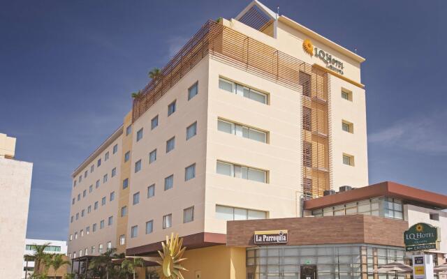 Отель LQ Hotel by La Quinta Cancun Мексика, Канкун - отзывы, цены и фото номеров - забронировать отель LQ Hotel by La Quinta Cancun онлайн вид на фасад