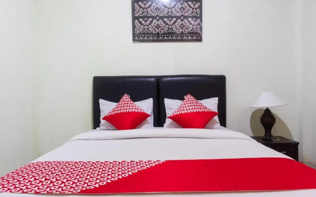 Super OYO 1682 Greenia Hotel