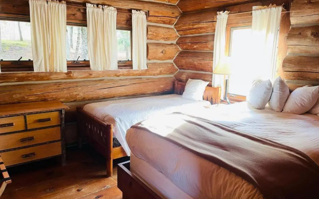 Drummond Island Resort