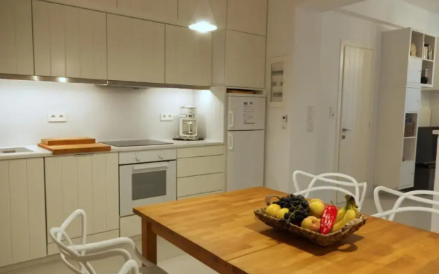 White cycladic town house with sea vew