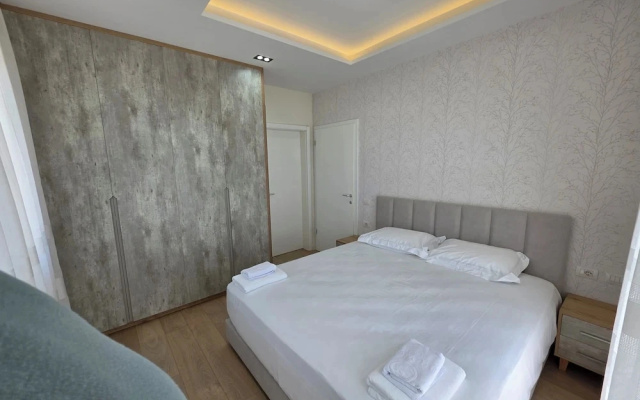 Sunny Waves Seafront Apartment