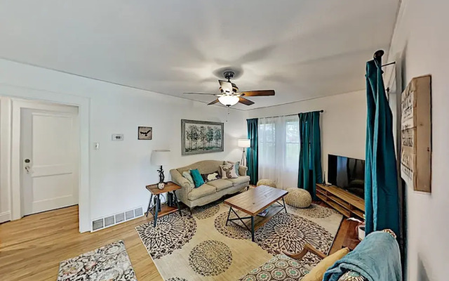 7groves1 3 Bedroom Home