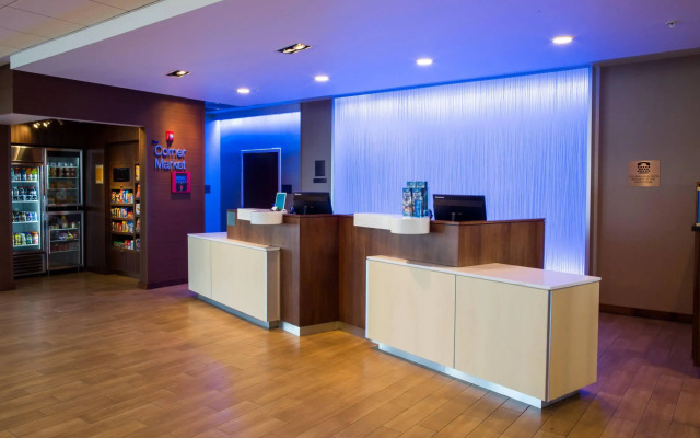 Fairfield Inn & Suites by Marriott Lincoln Southeast