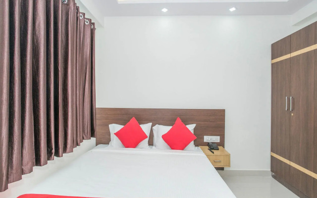 OYO 12544 Varcity Twin Towers