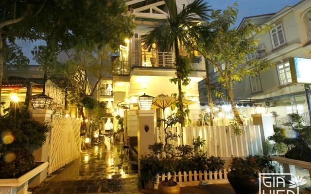 Отель Gia Vien Homestay Вьетнам, Хойан - отзывы, цены и фото номеров - забронировать отель Gia Vien Homestay онлайн вид на фасад
