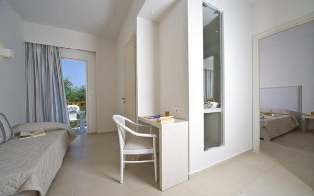 Maravel Apartments