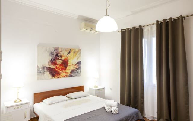 Отель Athenian Fine Flat for 4 Греция, Афины - отзывы, цены и фото номеров - забронировать отель Athenian Fine Flat for 4 онлайн