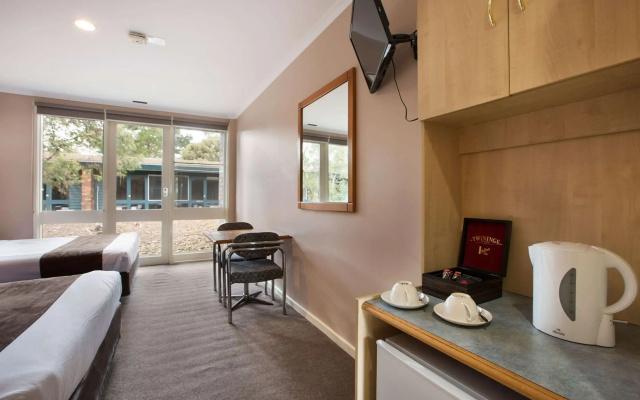 Burvale Hotel