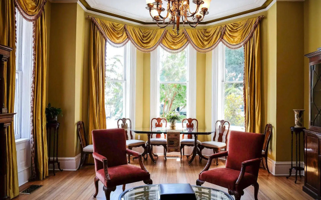 Kehoe House, Historic Inns of Savannah