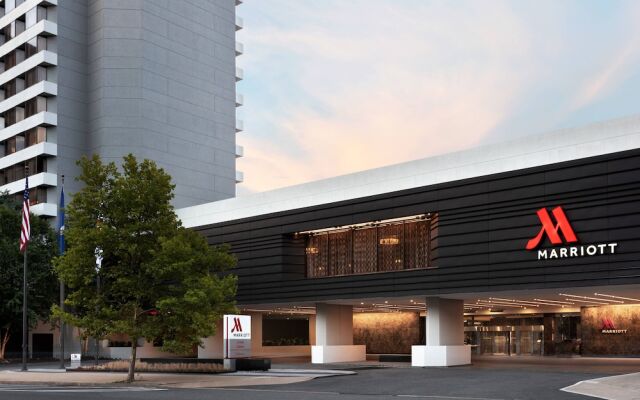 Отель Crystal Gateway Marriott вид на фасад