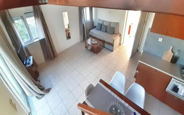 Marianna Apartments