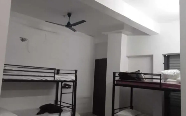 Hotel Viraj