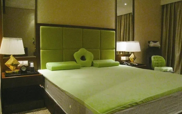 Liuzhou Grand Hotel