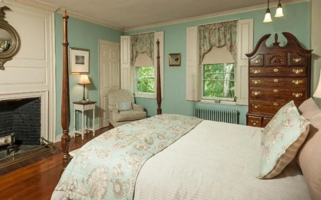The 1774 Inn