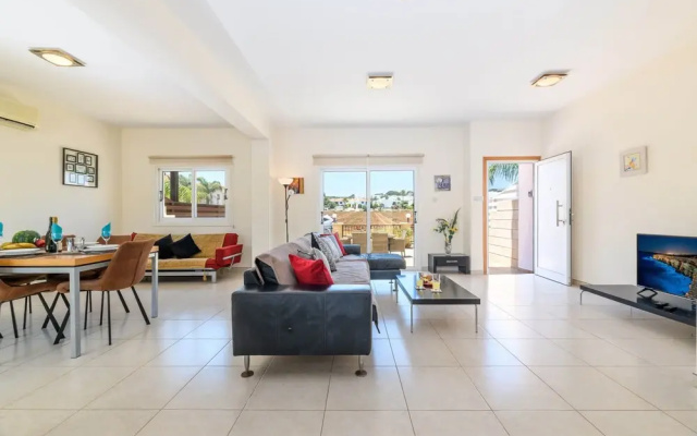 Nireas Seaview Villa