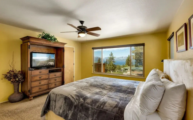 Tudor Lodge 4 Bedroom Home