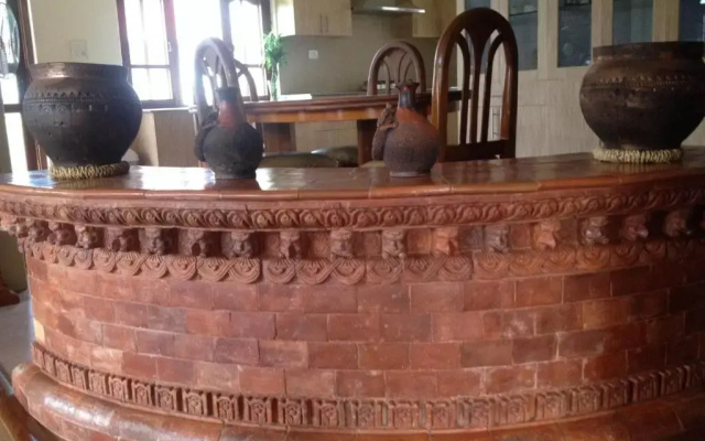Vardan Resort n' Apartment