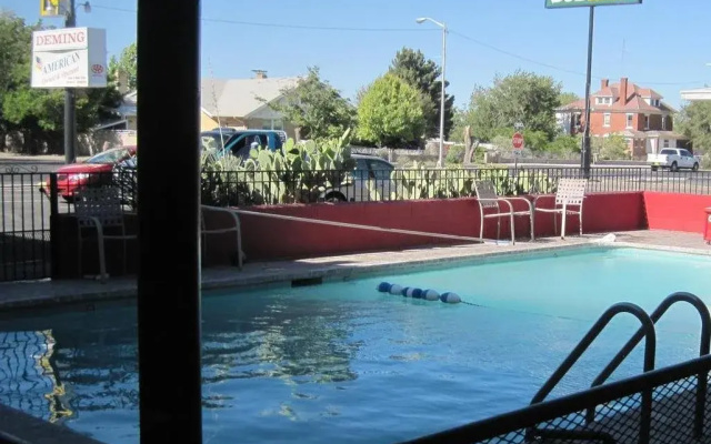 Deming Motel