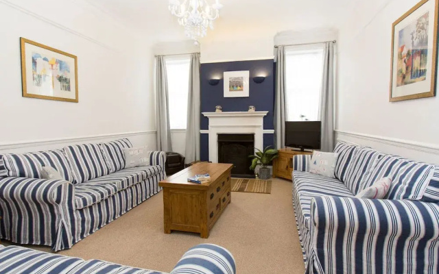Roseberry House