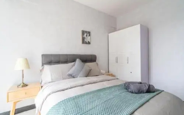 Zhengzhou Jinshui·Manhattan Commercial Plaza· Locals Apartment 00156550