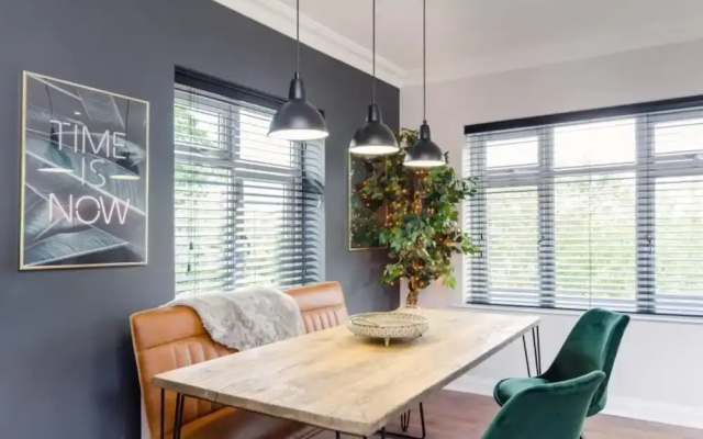 Time is Now! Beautiful Apartment in York