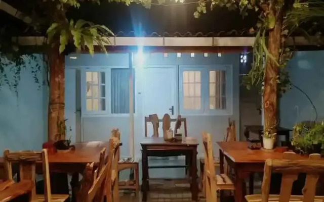 The Bloomy House
