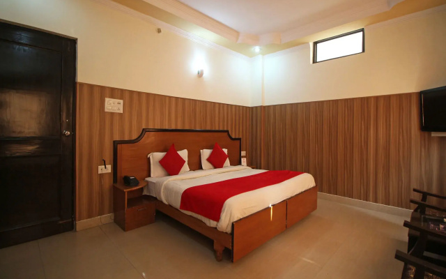 Hotel Leisure Palace
