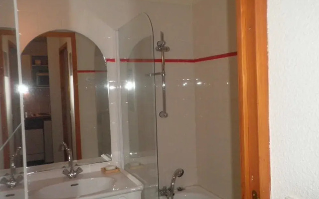 Lou Services Apartment M3-431 LSI 001