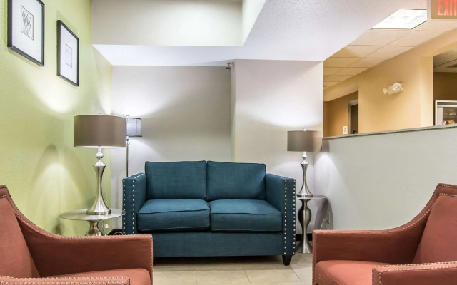 Quality Inn & Suites