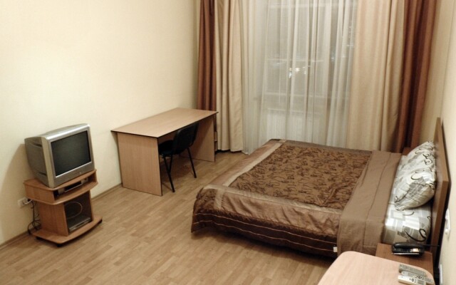 Апартаменты UKR Apartments комната для гостей