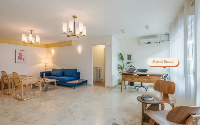 Granada Suites by Olala Homes