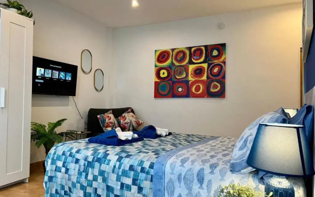 Begona Studio 221