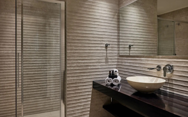 Prima Vista Beachfront Boutique Hotel