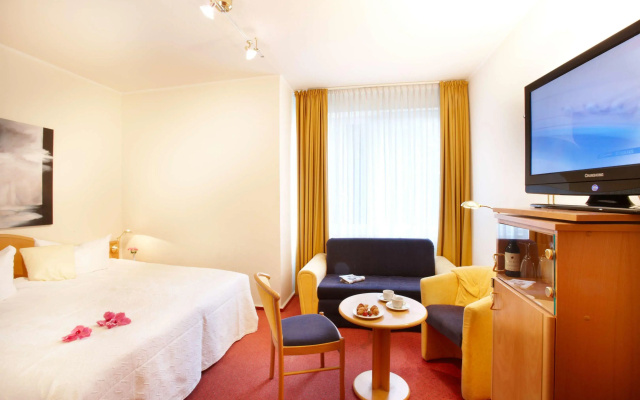Hotel Daenischer Hof Altenholz by Tulip Inn