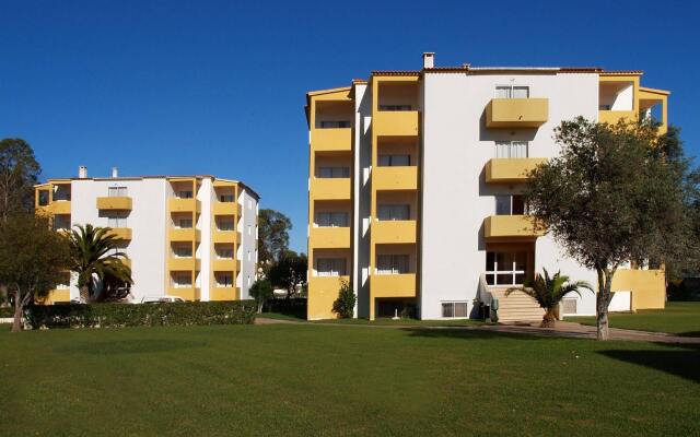 Отель Apartamentos Turisticos Algarve Gardens Португалия, Албуфейра - отзывы, цены и фото номеров - забронировать отель Apartamentos Turisticos Algarve Gardens онлайн вид на фасад