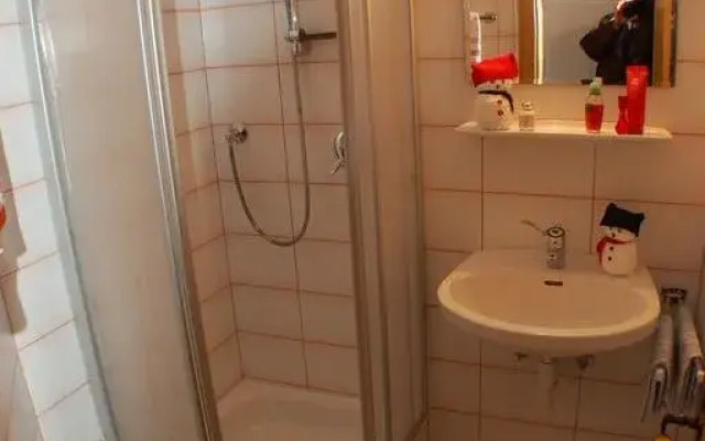 1A-Apart Padöller
